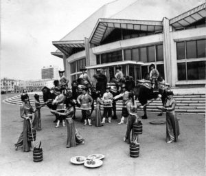 Улсын-циркийн-жүжигчдийн-тоглолт-1980-он