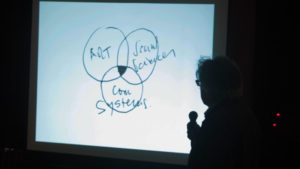 2016_Muntadas_video.02_10_36_14.Still001